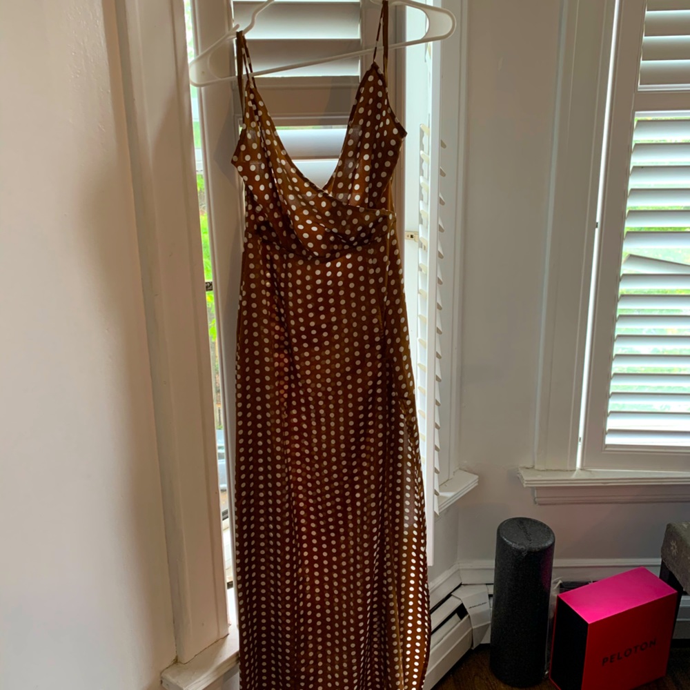 High slit maxi